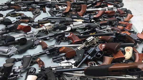 ضبط 52 سلاحا ناريا وتنفيذ 556 حكما قضائيا متنوعا في حملة أمنية موسعة بأسيوط 1 7411685612103