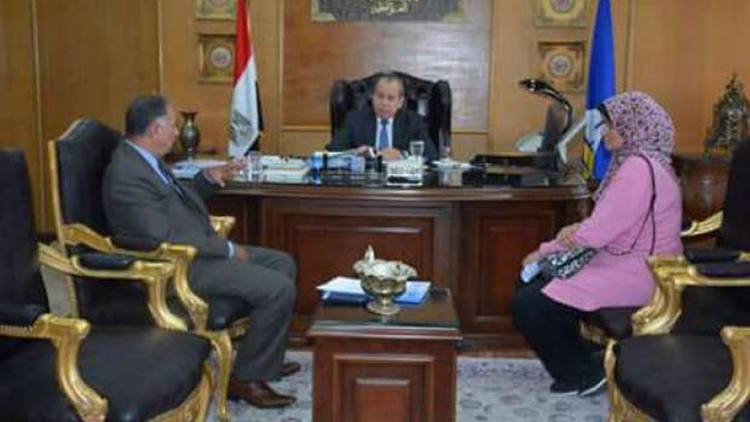 محافظ دمياط تؤكد تكاتف أجهزة الدولة للارتقاء بمستوى الخدمات المقدمة للمواطنين 1 75784518015336772651685962386
