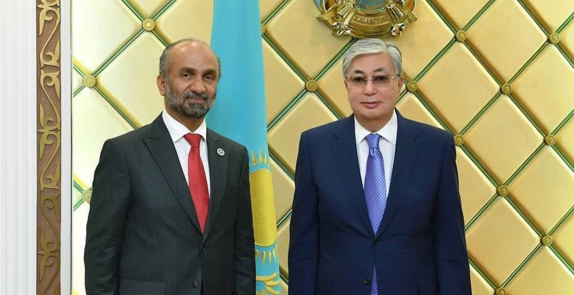 رئيس "الشيوخ الكازاخستاني" يمنح رئيس جامعة الأزهر والمفتي وأمين البحوث الإسلامية وسام "الشفاعة" 1 IMG 20180521 WA0027