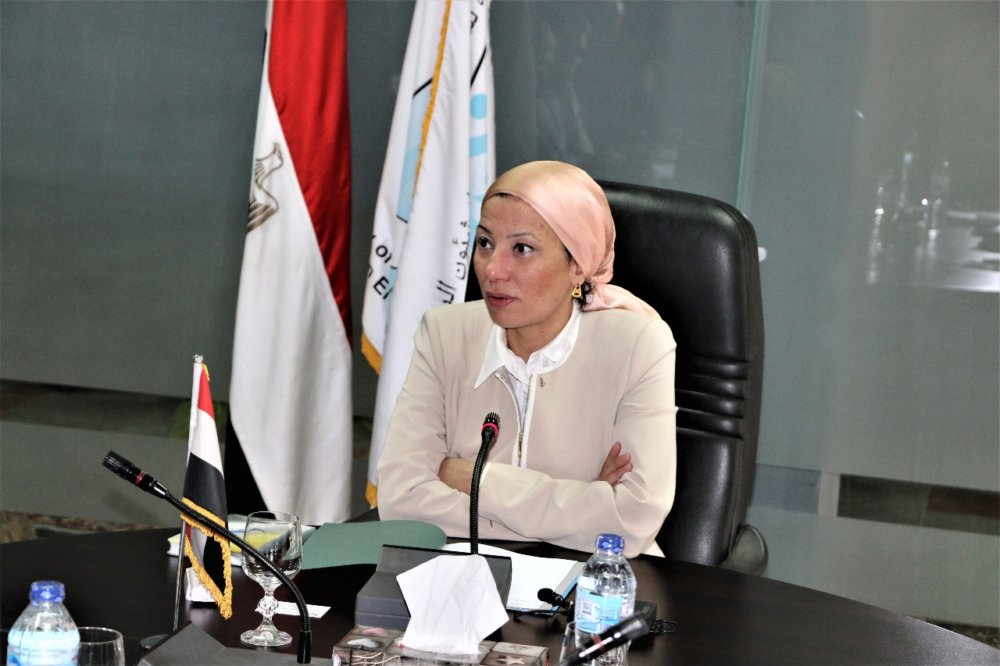 وزيرة البيئة تقوم بجولة تفقدية لوسائل الحماية والأمان لممارسي الأنشطة البحرية بشواطئ الغردقة 1 IMG 20180917 WA00091687958283
