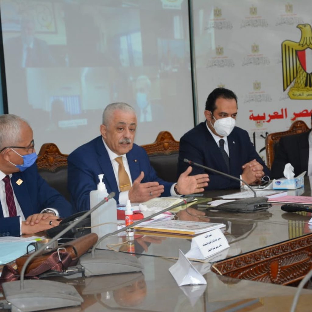 وزير التعليم يتابع سير امتحانات الثانوية العامة من داخل غرفة عمليات إدارة الصالحية الجديدة 1 IMG 20200621 WA0004