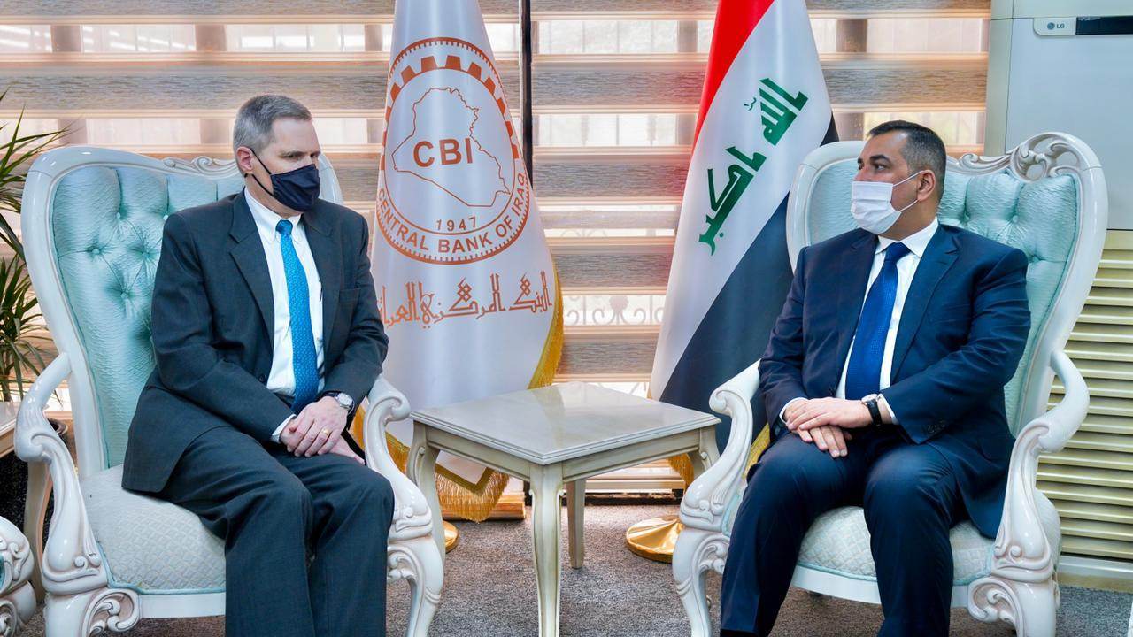 نائب محافظ البنك المركزي يشيد بجهود "إفريسكم بنك" لتخفيف التداعيات العالمية عن القارة السمراء 1 IMG 20210426 WA00091687095663