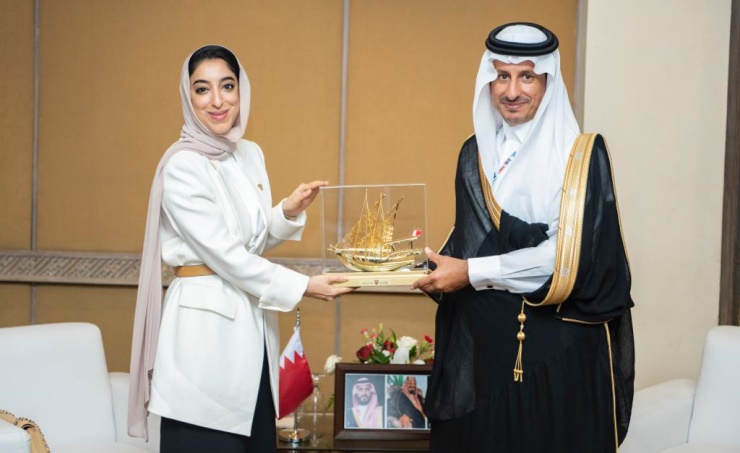 جلوبال (11): على هامش مشاركتها في المؤتمر العالمي لمنظمة الابتكار في التكنولوجيا الحيوية 2023 اتفاقية تعاون استراتيجي بين دائرة الصحة – أبوظبي وشركتي آبفي وM42 للرعاية الصحية لدعم ملفي الجينوم والطب الشخصي 1 Image a8a6f9d2 fa9e 4c49 bd3d cb0525a19a371687348503