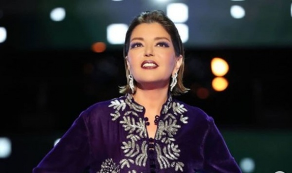 سميرة سعيد تطرح آخر أغنيات ألبوم "إنسان آلي" 1 czo2MzoiaHR0cHM6Ly93d3cuYXJhYnN0b2RheS5uZXQvaW1nLzIwMjEvMDUvZXhsYXJnZS9zYW1pcmEtc2FpZDMuanBnIjs=1685982183