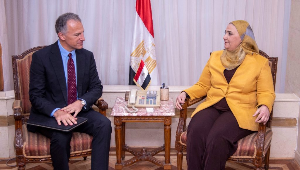 سفير أمريكا لدى تايلاند: نرفض مزاعم تدخل واشنطن في الانتخابات البرلمانية الأخيرة 1 elbashayer1687859044