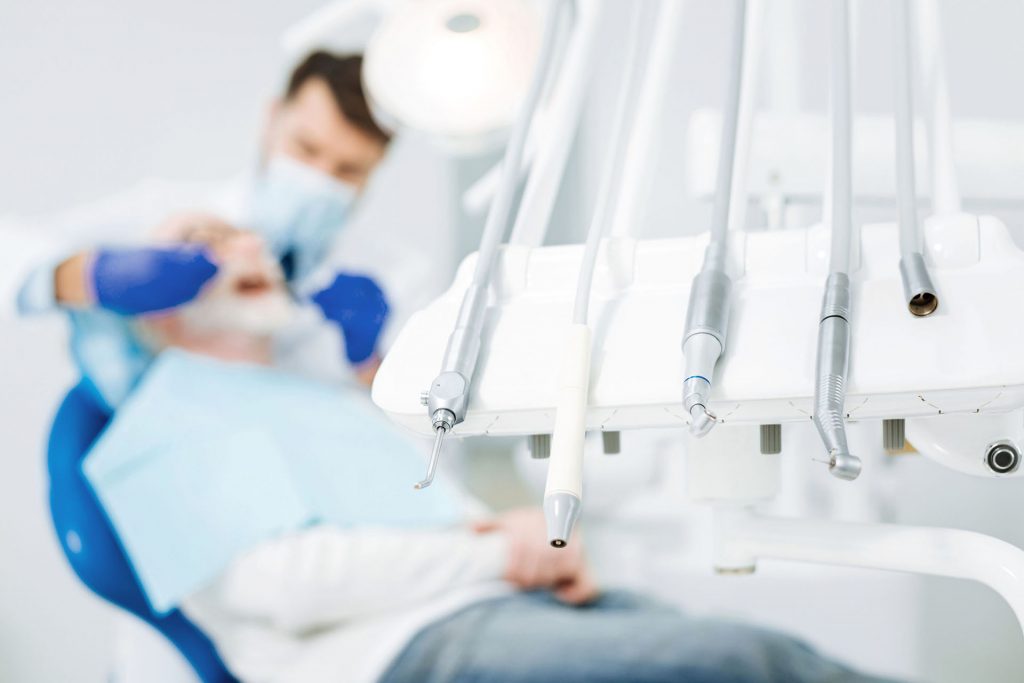 الصحة: تقديم خدمات متخصصة في طب الأسنان لـ 1.2 مليون مواطن خلال أبريل الماضي 1 portfolio 05 11685863443