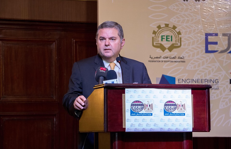 وزير قطاع الأعمال: مدينة الأثاث واعدة وتمتلك مقومات متنوعة لجذب الاستثمارات لتطوير صناعة الموبيليا 1 taw21685639464