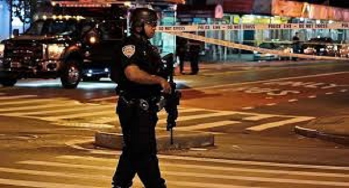 مقتل وإصابة 21 شخصًا على الأقل في إطلاق نار بولاية إلينوي الأمريكية 1 اطلاق نار فى واشنطن1687102624