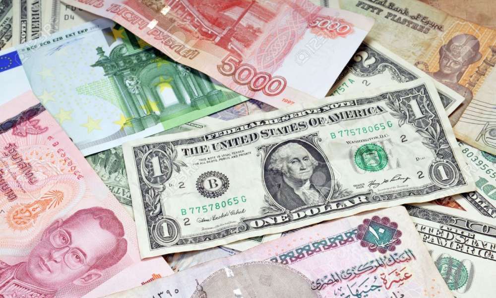 استقرار أسعار الدولار والجنيه الإسترليني وتباين "اليورو" مقابل الجنيه المصري في بداية التعاملات 1 العملات الأجنبية1687159264