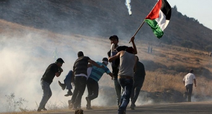 مواجهات بين الفلسطينيين والاحتلال الإسرائيلي1686930303