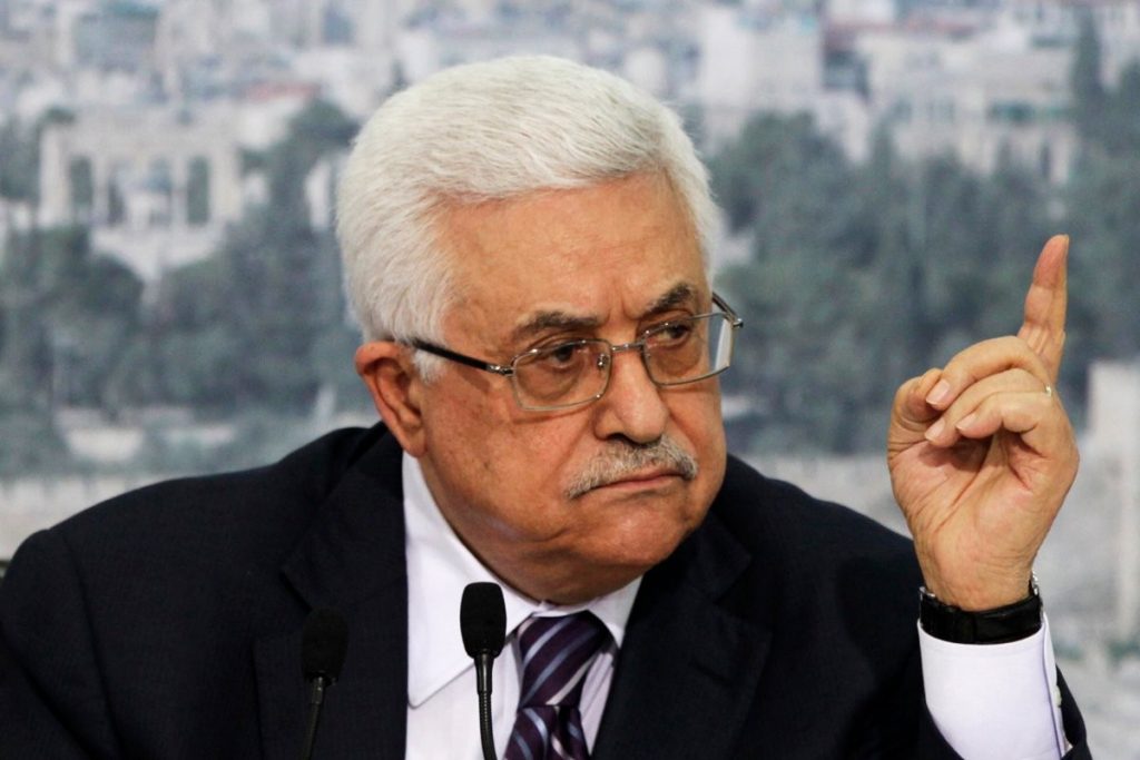 أبو مازن يؤكد دور الجالية الفلسطينية بأمريكا في تسليط الضوء على انتهاكات الاحتلال الإسرائيلي 1 ابو مازن1689270963
