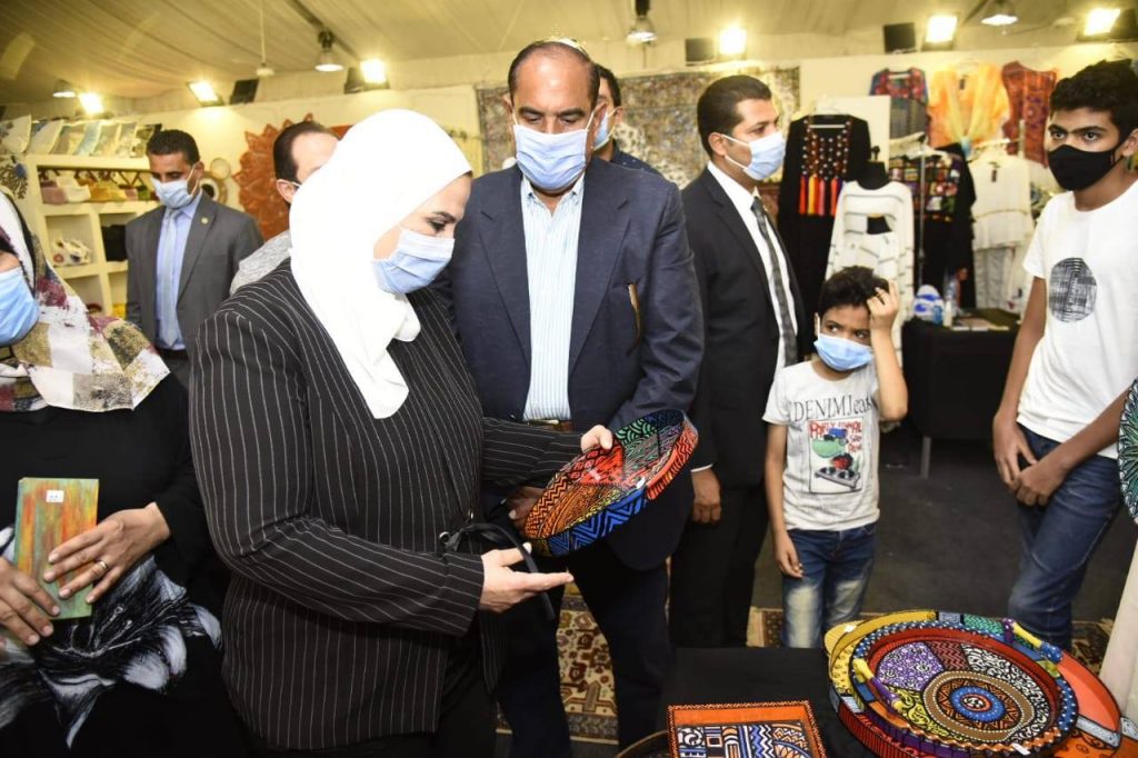 غدًا.. وزيرة التضامن تفتتح معرض (ديارنا) بـ(مارينا 5) في الساحل الشمالي 1 117314737 1678668168978208 5093425812395794144 o1689768603