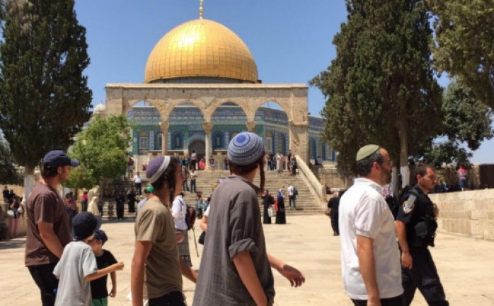 الهيئات الإسلامية في "القدس" المُحتلة تدين اقتحام الاحتلال الإسرائيلي ومُستوطنيه للمسجد الأقصى 1 15709048283CfMk1690462563