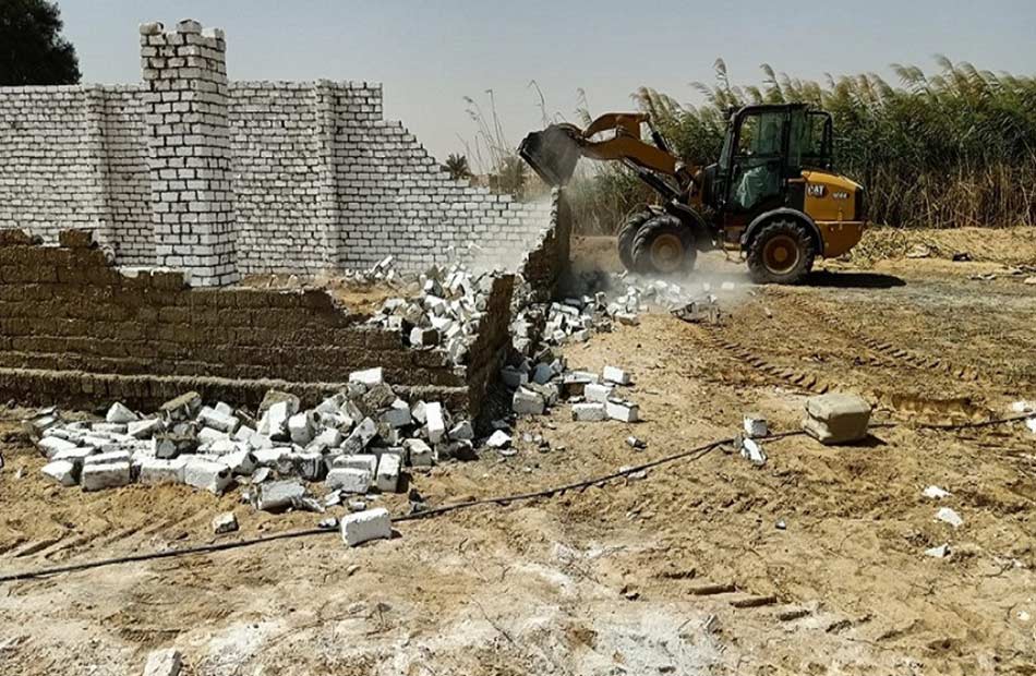 محافظ الفيوم :إزالة 68 حالة تعدٍ بالبناء على الأراضي الزراعية خلال عيد الأضحى 1 19 2022 637998109573437165 3431688567223
