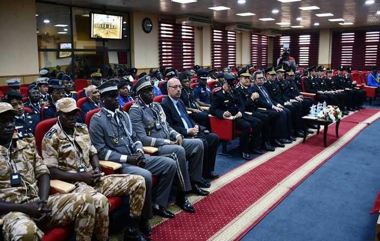 أكاديمية الشرطة تستضيف فعاليتين تدريبيتين للكوادر العاملة بوزارة الداخلية بالتنسيق مع الصليب الأحمر 1 2020 3 5 14 16 9 3901688733903