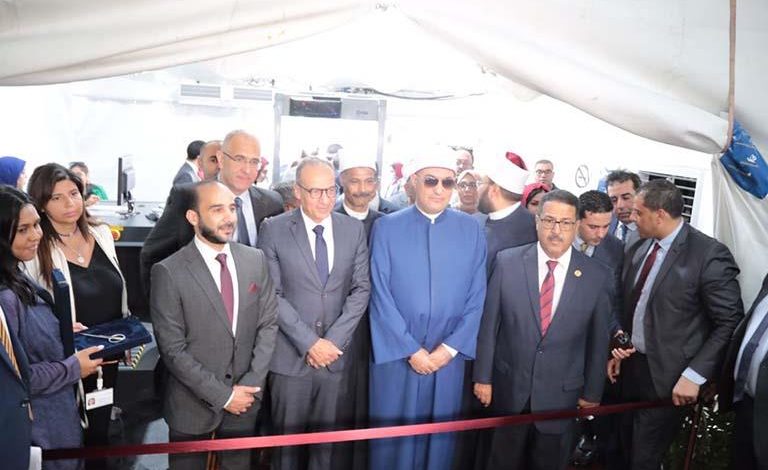 "أمين البحوث الإسلامية": مشاركة الأزهر بمعرض مكتبة الإسكندرية تُسهم في التواصل الثقافي الفعّال بين فئات المجتمع 1 2022 7 18 14 58 37 591690303683
