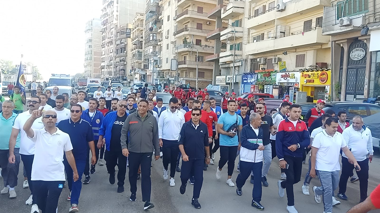 وزير الشباب ومحافظ القاهرة يشهدان ماراثون القاهرة بمشاركة 3 آلاف متسابق إحتفالا بالعيد القومى للعاصمة 1 6211689324783