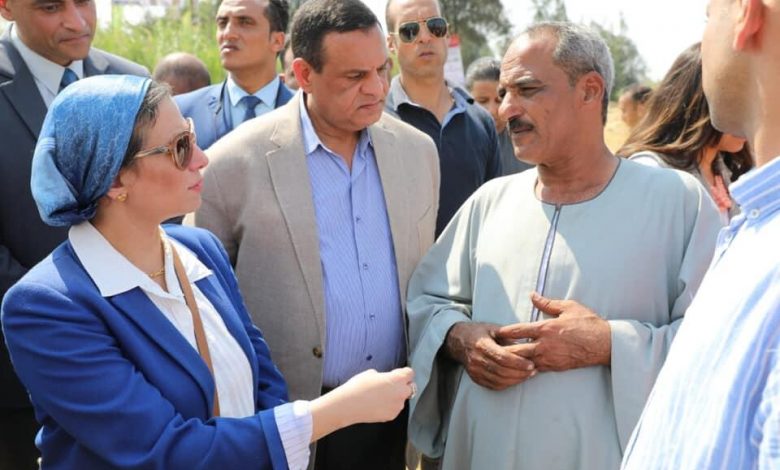 وزيرة البيئة تشيد بدور المجتمع المدني في حماية البيئة عقب إنقاذ طائر البجعة البيضاء الكبيرة 1 71315215 2380775972161459 777603554062893056 n1689785043