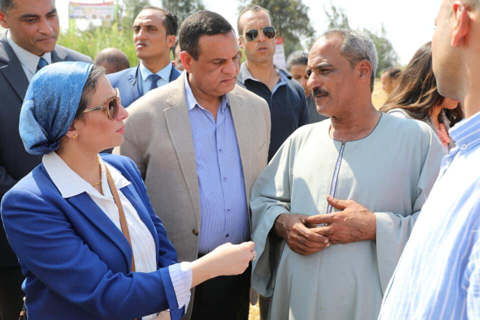 وزيرة البيئة تشيد بدور المجتمع المدني في حماية البيئة عقب إنقاذ طائر البجعة البيضاء الكبيرة 1 71315215 2380775972161459 777603554062893056 n1689785043