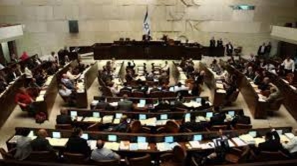 لجنة الدستور بالكنيست تُصادق على تشريع مثير للجدل يستهدف "القضاء" تمهيدًا للتصويت عليه نهائيًا الأحد 1 99986387001689804543