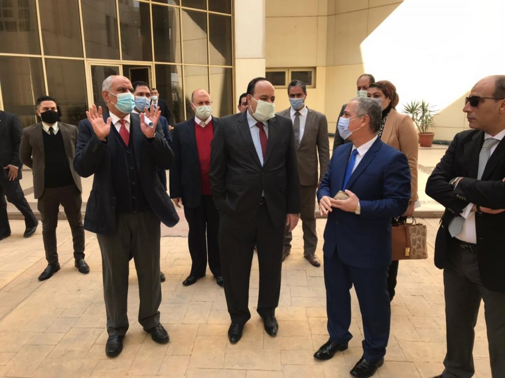 رئيس الهيئة الوطنية للصحافة يتفقد جامعة الأهرام الكندية وأكاديمية أخبار اليوم 1 IMG 20210223 WA00261690300384