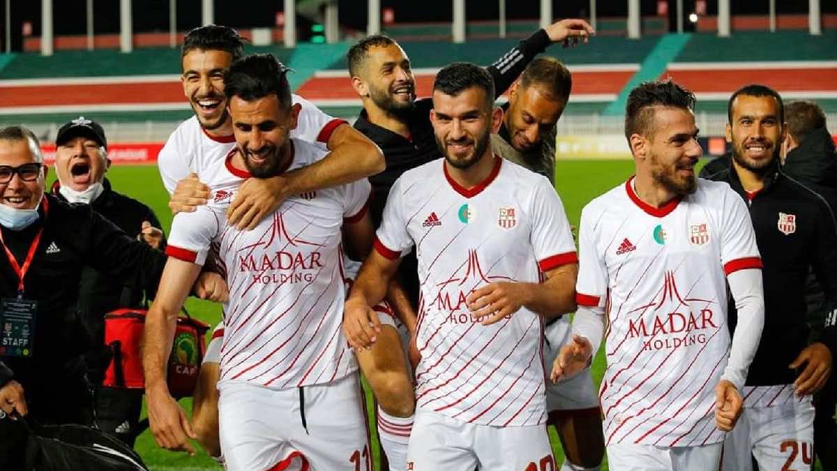 الجولة الـ 26 بالدوري الجزائري: شباب بلوزداد يقترب من حسم اللقب للمرة 4 على التوالي 1 New Project 2021 07 27T2128031688254682