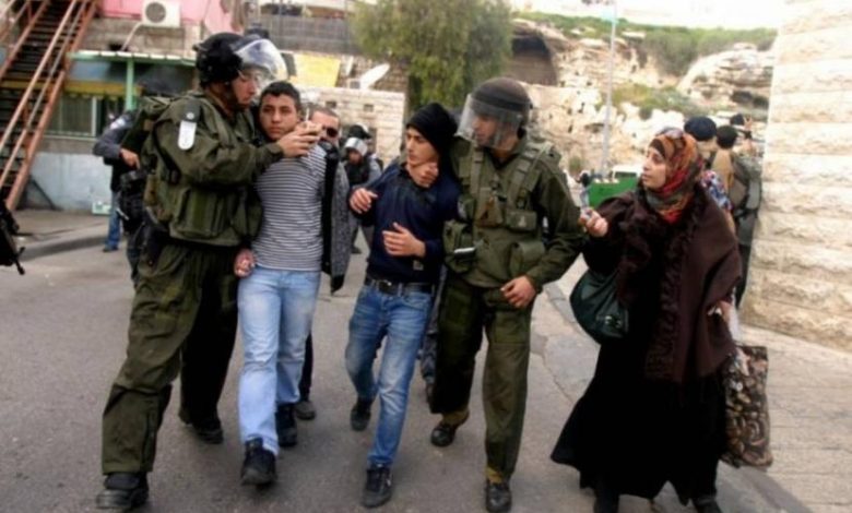 الاحتلال الإسرائيلي يعتقل شابين فلسطينيين من القدس ويقتحم بلدة في جنوب "جنين" 1 OoGd11689191343