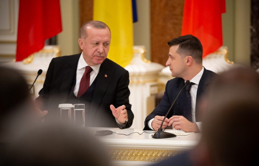 زيلينسكي: نسّقت الجهود مع الرئيس أردوغان لاستعادة "صفقة حبوب" البحر الأسود 1 ebsqlm0xsae3eir1689974942