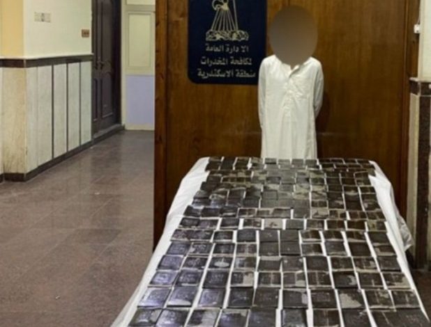 الداخلية تنجح في ضبط 3 عناصر إجرامية بحوزتهم 220 كجم حشيش بـ16 مليون جنيه قبل ترويجهم بالإسكندرية 1 elaosboa237481690201803