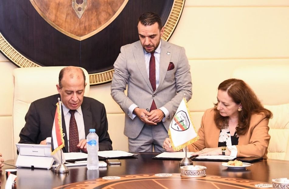 مذكرة تفاهم بين القومي للحوكمة والجهاز المركزي للمحاسبات في مجال تطوير القدرات البشرية 1 elaosboa893621690025163