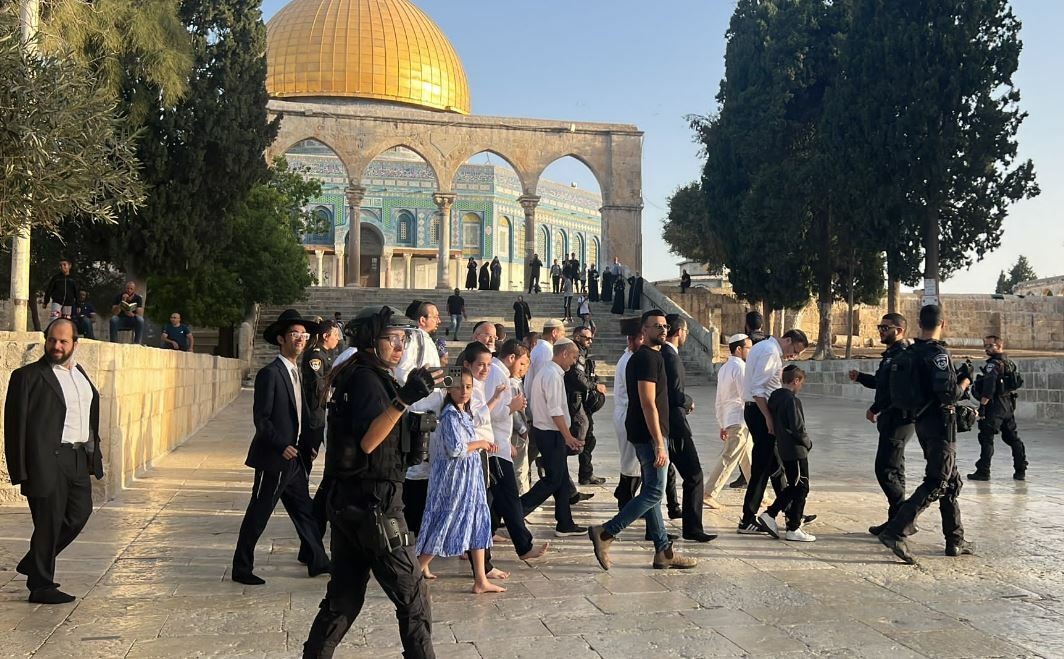 البرلمان العربي يدين اقتحام المستوطنين الإسرائيليين للمسجد الأقصى بقيادة وزير إسرائيلي 1 wpnyC1690464127