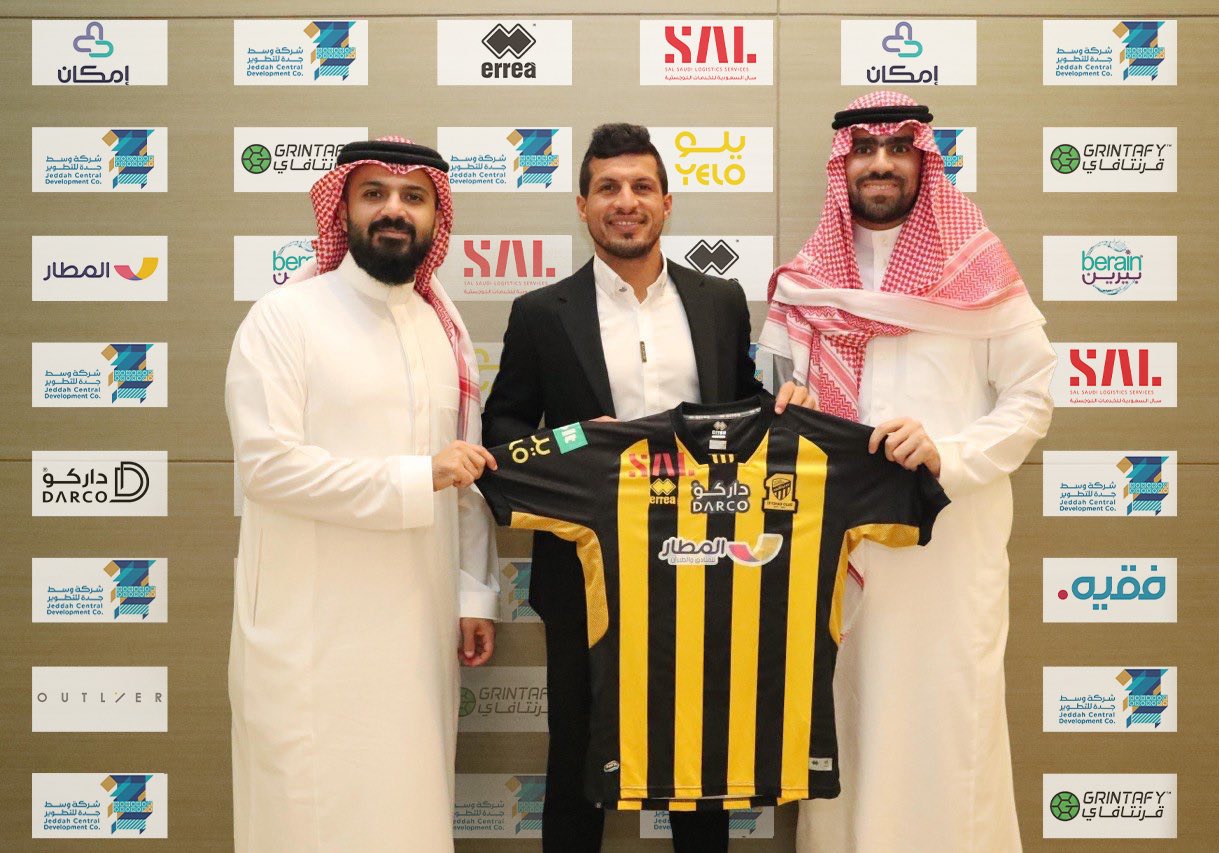 بمشاركة طارق حامد.. اتحاد جدة يحقق انتصارًا ثمينًا على الترجي 2-1 بكأس الملك سلمان 1 طارق حامد يوقع رسمياً مع اتحاد جدة السعودي فيديو1690492983
