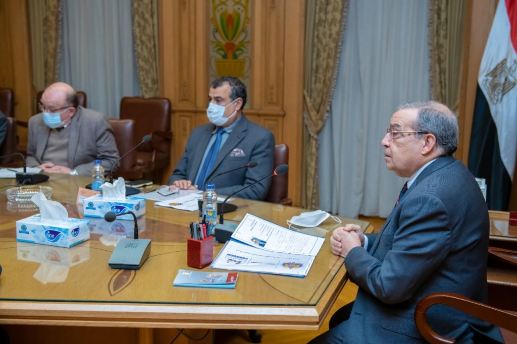 وزير الدولة للإنتاج الحربي يبحث سبل تعزيز التعاون المشترك مع "DMG MORI" الألمانية اليابانية 1 وزير الدولة للإنتاج الحربي يبحث سبل تعزيز التعاون المشترك مع1693477263