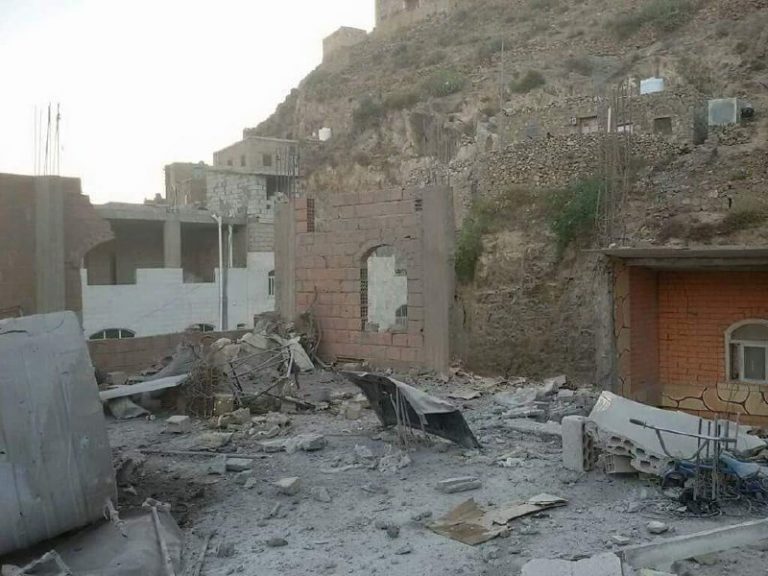 مقتل وإصابة 15 شخصا في قصف لمليشيا الحوثي على أحياء في تعز غرب اليمن 1 00