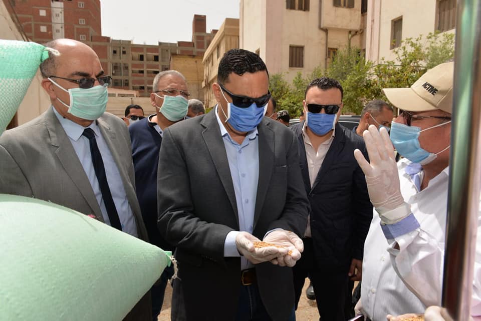 محافظ الدقهلية يوجه بالبدء الفوري في تجهيز معارض "أهلا مدارس" بمختلف مراكز ومدن المحافظة 1 1 1011693241164