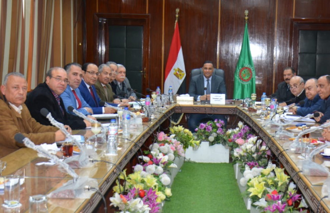 محافظ الدقهلية يعقد لقاء مع أعضاء مجلسي النوب والشيوخ بحضور وكلاء الوزراء لبحث الملفات الخدمية 1 19 2019 637129712064208399 4201691599083