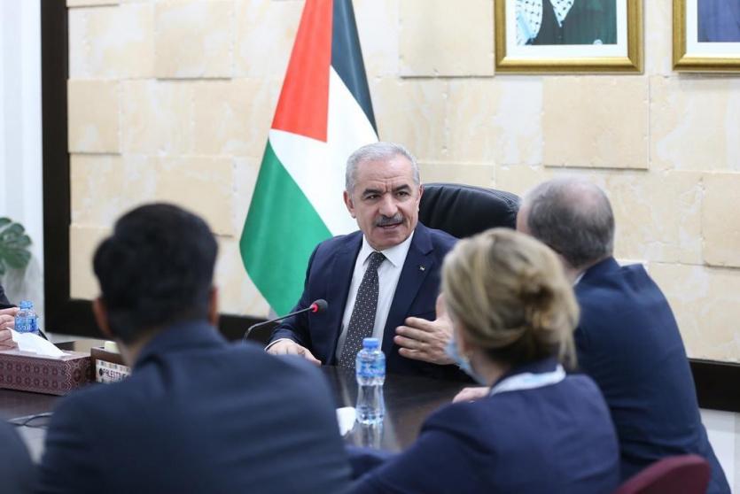 أشتية يدعو الكونجرس لحماية حل الدولتين بالتصويت لصالح الاعتراف بدولة فلسطين 1 274171152 324866479671331 311822133997449254 n 16455449041691430364