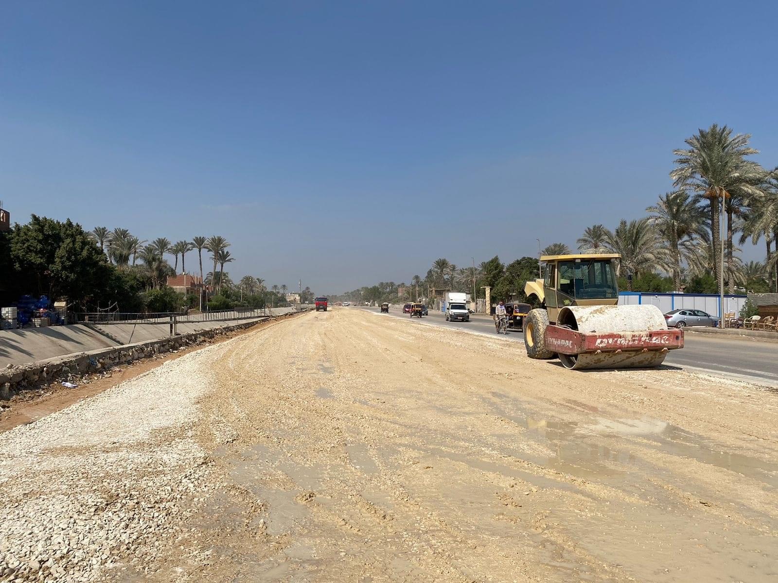 484437 أعمال رصف وتطوير طريق المنصورية1691320683