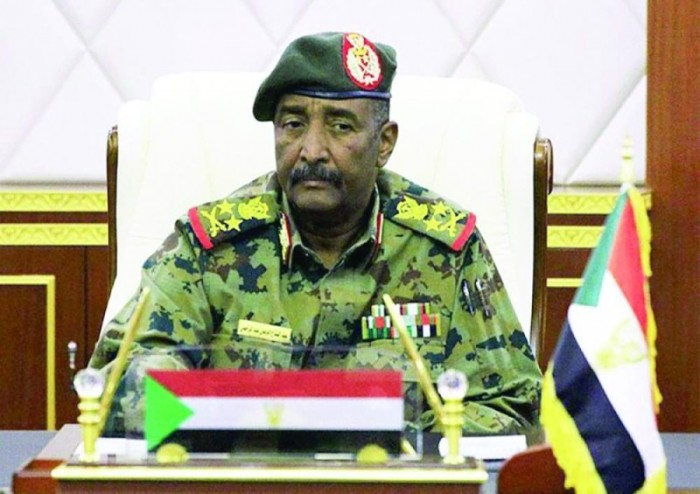 البرهان: القوات المسلحة السودانية ستظل كعهدها قوات محترفة تقف مع خيارات الشعب 1 5de426350a89f1692008343