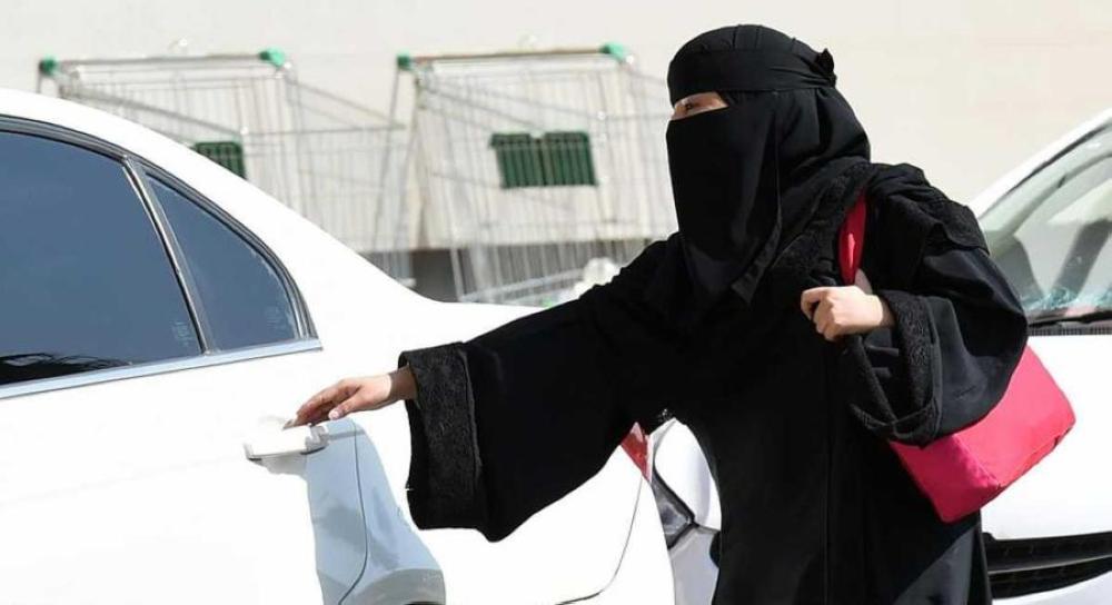 تعليقا على حظر ارتداء العباءة بالمدارس.. متحدث الحكومة الفرنسية: المدرسة "معبد العلمانية" 1 732721693222084