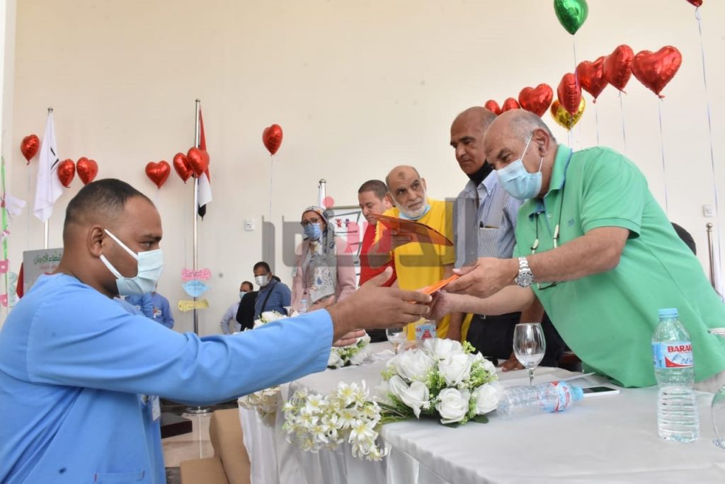 نقيب التمريض تكرم الكوادر المتميزة بالقليوبية بحضور قيادات الصحة 1 8821692706983