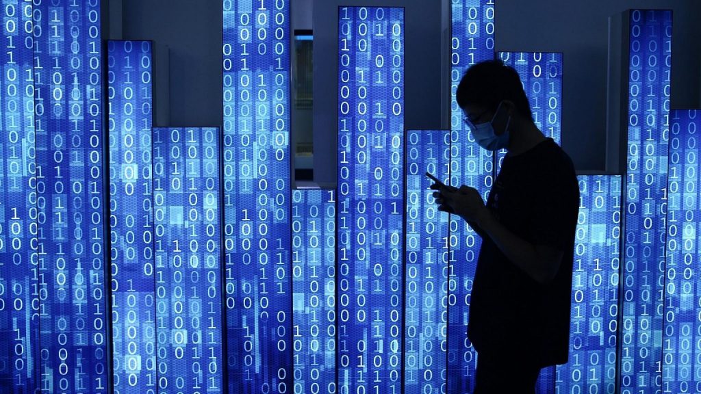 "تك كرانش": تسلا تطمئن المستخدمين الصينيين بشأن أمن البيانات وسط مخاوف من التجسس 1 BIbfeEA 1536x8641692114963