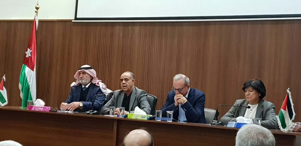 قيادات حزبية: الاستجابة الفورية للرئيس لمخرجات الحوار الوطني تؤكد توافر الإرادة السياسية اللازمة لتحقيق مستهدفاته 1 DvDCzTHX4AAzf1N1692206884
