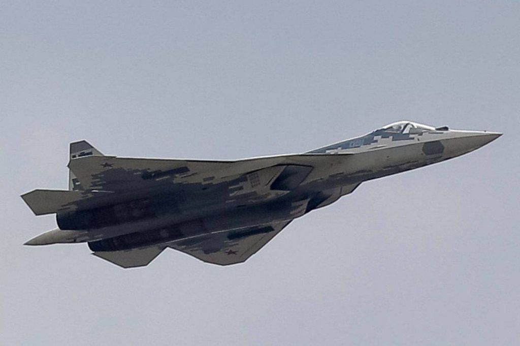 موسكو : سيتم تزويد طائرات Su-57 بصواريخ لإصابة أهدافها من مسافة 300 كيلومتر 1 F2321 464292 highres1693486983