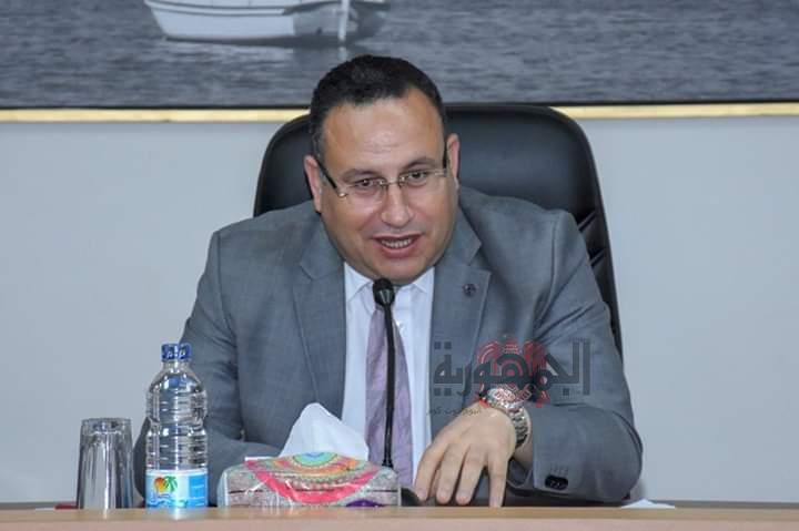 محافظ الإسكندرية: استمرار عقد لقاءات جماهيرية بالمواطنين للاستماع لهم ومناقشة مطالبهم 1 FB IMG 15638874551461692465124