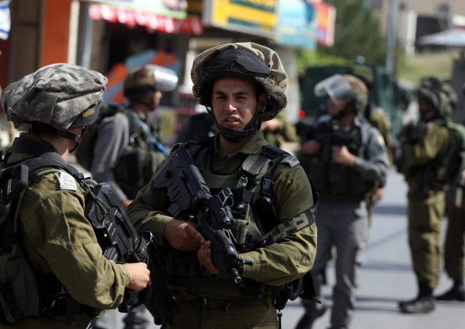 الاحتلال الإسرائيلي يعتقل 22 فلسطينيًا غالبيتهم أسرى محررون من الضفة الغربية 1