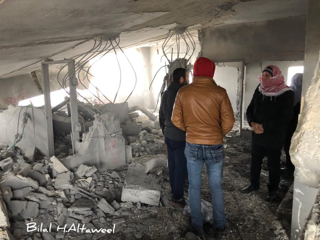 الاحتلال الإسرائيلي يُفجر منزل عائلة شهيد فلسطيني في نابلس 1 c5c89b3925a60e2f34a32ae9bd80478f1691467204