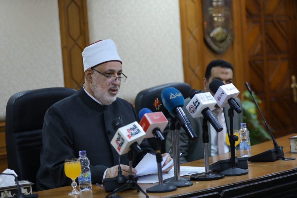 وكيل الأزهر يعتمد نتيجة الشهادة الثانوية الأزهرية للمعاهد الخارجية للدور الأول لدولتي إندونيسيا والصومال 1 elaosboa416751692635403