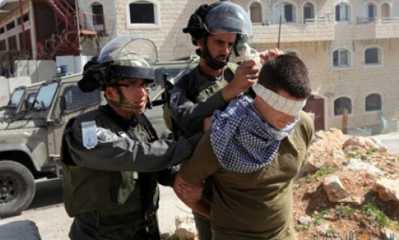 الاحتلال الإسرائيلي يعتقل 6 فلسطينيين من مناطق متفرقة بالضفة الغربية ويهدم مدرسة شرق رام الله 1 image1692253804