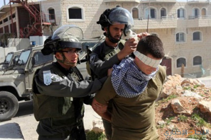 الاحتلال الإسرائيلي يعتقل 6 فلسطينيين من مناطق متفرقة بالضفة الغربية ويهدم مدرسة شرق رام الله 1 image1692253804